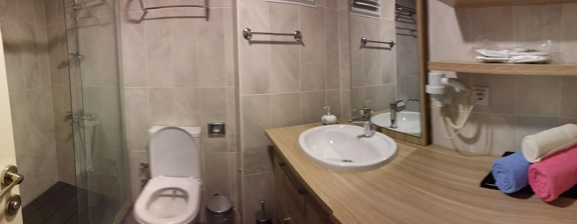 Merze Suite Konaklama Istanbul Apartment