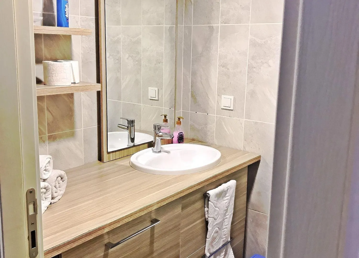 Merze Suite Konaklama Istanbul Apartment